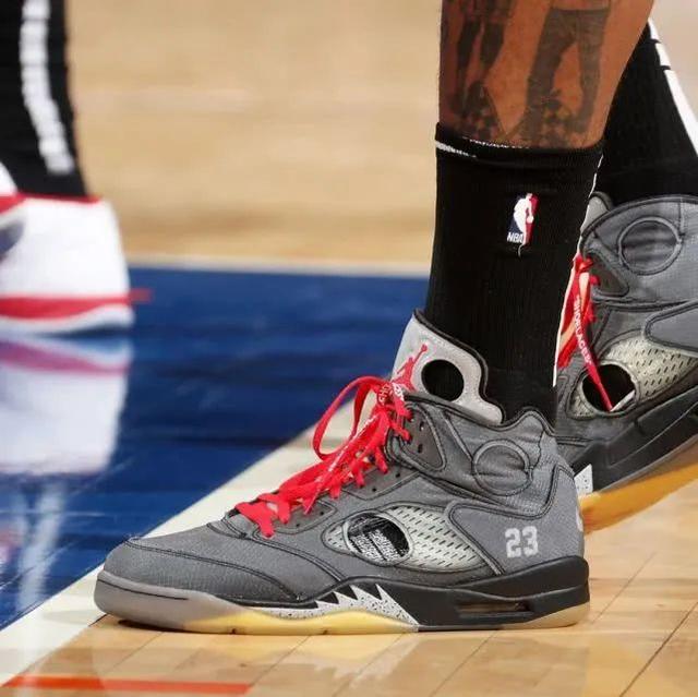 “苏超”最大黑马，泰州先后战胜常规赛第三、二、一名夺冠（泰州上演苏超最大黑马：连克常规赛第3、第2、第1夺冠）