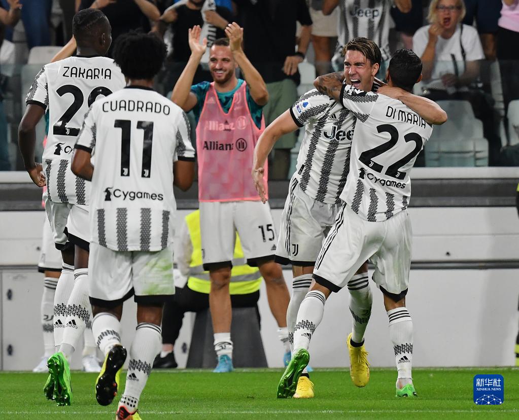 法尔克：利物浦领跑格伊争夺战，拜仁目前优先与于帕续约（法尔克：利物浦领先格伊竞逐，拜仁优先推进与于帕续约）