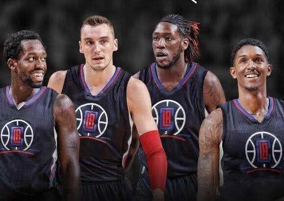 篮球勇士迎来五连胜，状态全面回暖（勇士豪取五连胜，状态强势回升）