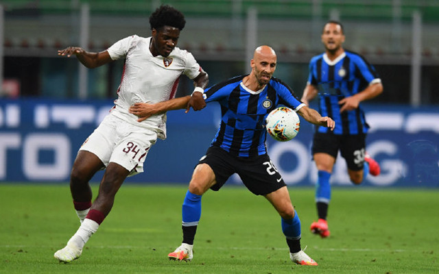 粤港澳逾300名青少年空手道选手同台竞技（粤港澳三地300多名青少年空手道选手同场角逐）