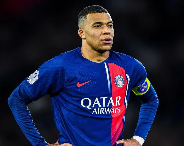 场均传球次数排名：勇士高居第一，湖人、雷霆联盟垫底（场均传球次数榜：勇士居首，湖人与雷霆并列垫底）