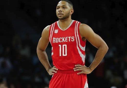 拜仁2025年至今德甲客场不败，距离队史第3次全年不败还差2场（拜仁2025年德甲客场仍未尝败绩，距队史第3次全年不败仅差两场）